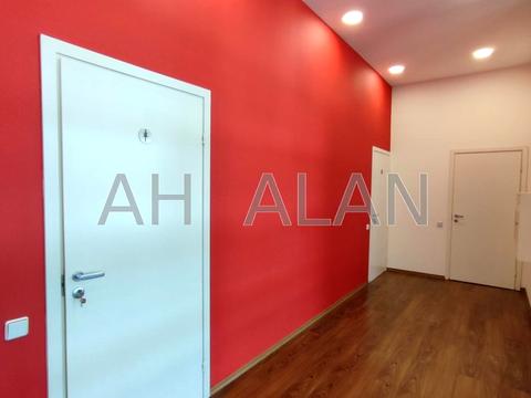 комерційна за адресою Миколи Грінченка вул., 4В