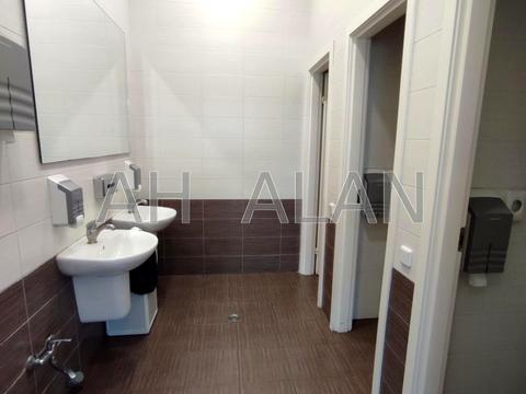 комерційна за адресою Миколи Грінченка вул., 4В