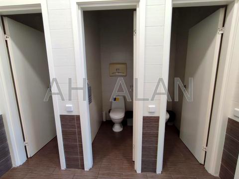 комерційна за адресою Миколи Грінченка вул., 4В