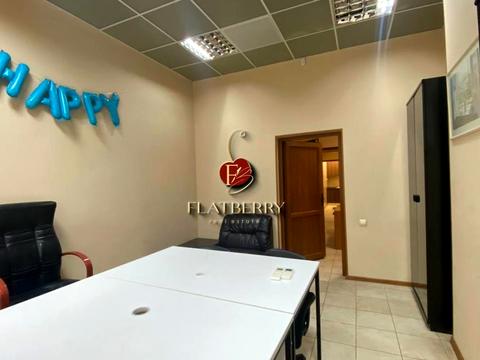 комерційна за адресою Богдана Хмельницького вул., 57