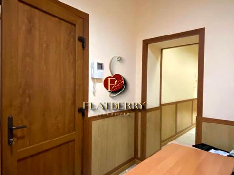 комерційна за адресою Богдана Хмельницького вул., 57