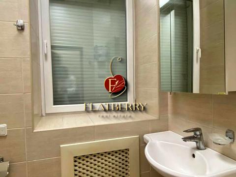 комерційна за адресою Богдана Хмельницького вул., 57