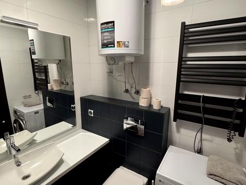 квартира за адресою Драгоманова вул., 10