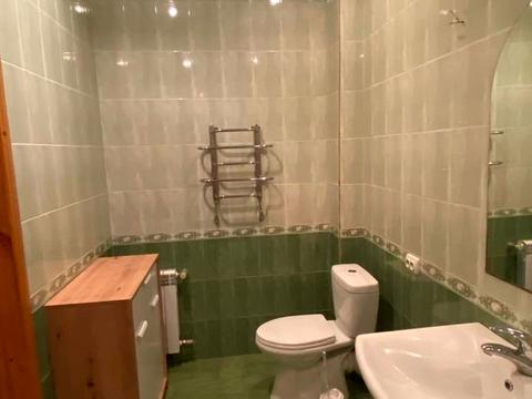 будинок за адресою Вишнева вул.