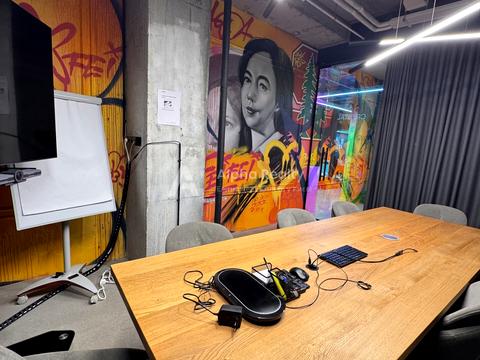 коммерческая по адресу Богдана Хмельницкого ул., 19-21