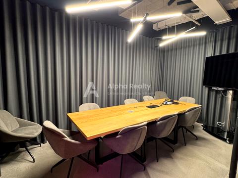 коммерческая по адресу Богдана Хмельницкого ул., 19-21