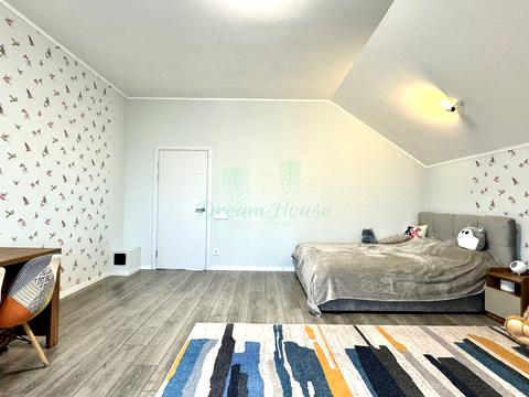 будинок за адресою Дмитра Павличка вул., 4