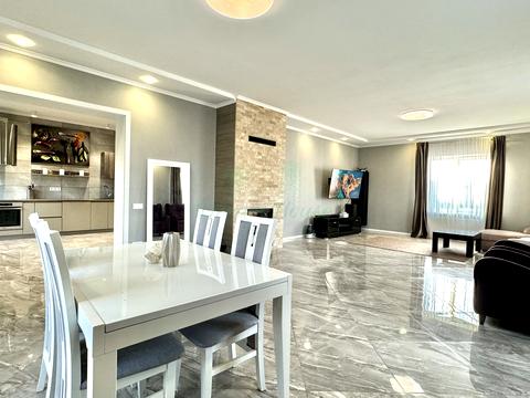 будинок за адресою Дмитра Павличка вул., 4