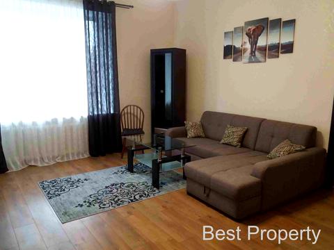 квартира за адресою Митрофана Довнар-Запольського вул., 4