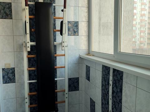 квартира за адресою Саперно-Слобідська вул., 10