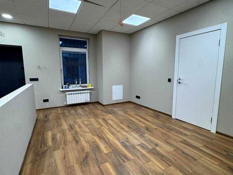 коммерческая по адресу Ивана Мазепы ул. (Январского Восстания), 10-3