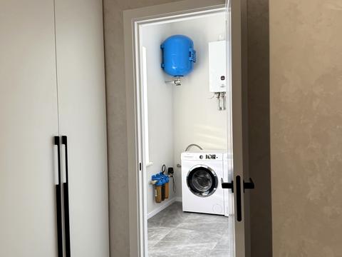 будинок за адресою Бориса Лятошинського вул. (1 Травня)