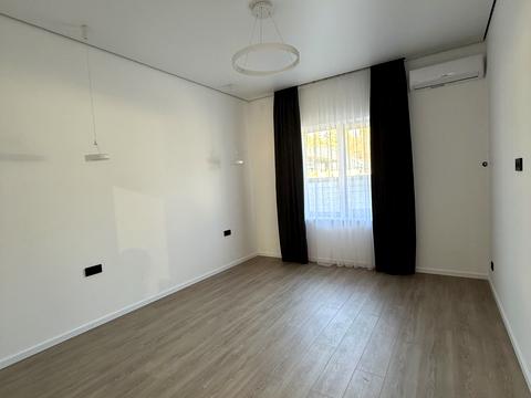 будинок за адресою Бориса Лятошинського вул. (1 Травня)