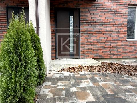 будинок за адресою Центральна вул., 30