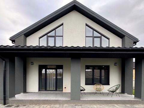 будинок за адресою Леонтовича вул.