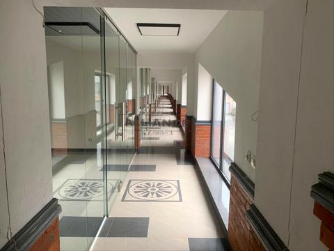 комерційна за адресою Кардинала Любомира Гузара вул., 39