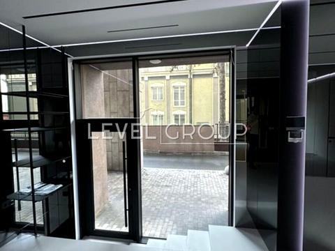 коммерческая по адресу Василия Тютюнника ул. (Анрі Барбюса), 28-А