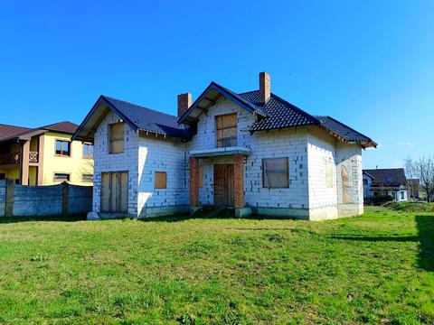 будинок за адресою Квітна