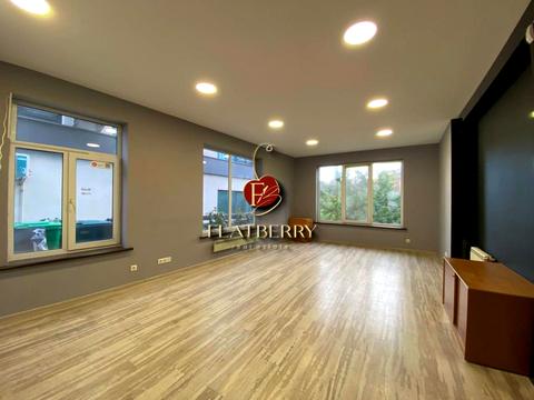 комерційна за адресою Редутна вул., 58