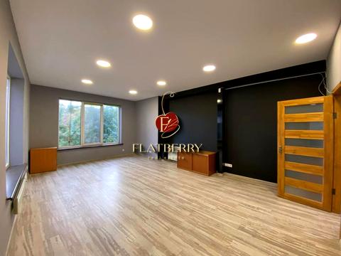 комерційна за адресою Редутна вул., 58