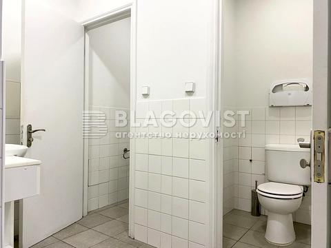 комерційна за адресою Богдана Хмельницького вул., 52а