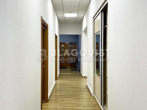 комерційна за адресою Богдана Хмельницького вул., 52а