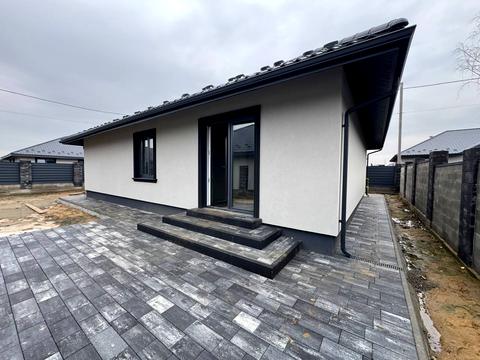 дом по адресу пгт. Ворзель, успішна