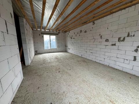 дом по адресу пгт. Ворзель, успішна