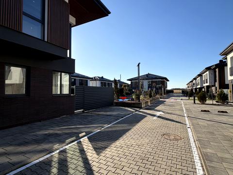 будинок за адресою с. Петропавлівська борщагівка, Полтавська вул.