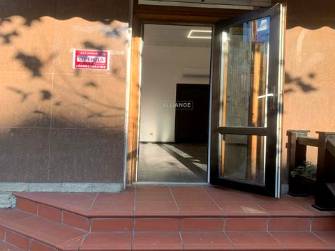 комерційна за адресою Бельведерська вул., 8