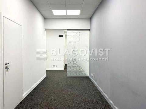 комерційна за адресою Богдана Хмельницького вул., 52а