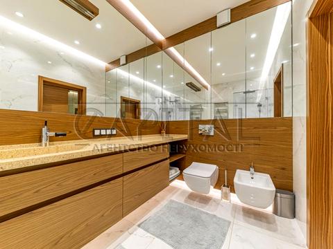 квартира за адресою Андрія Верхогляда вул. (Михайла Драгомирова), 11