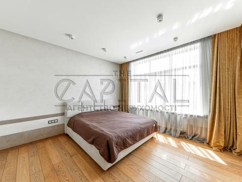 квартира за адресою Андрія Верхогляда вул. (Михайла Драгомирова), 11