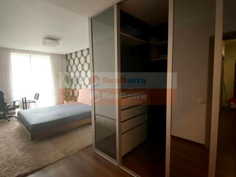 квартира за адресою Замковецька вул., 108