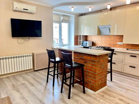 квартира за адресою Олександра Бідного вул., 20