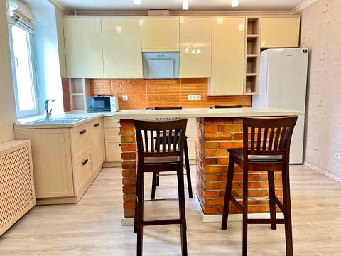 квартира за адресою Олександра Бідного вул., 20