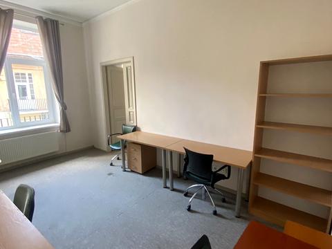 коммерческая по адресу Костюшко ул., 18