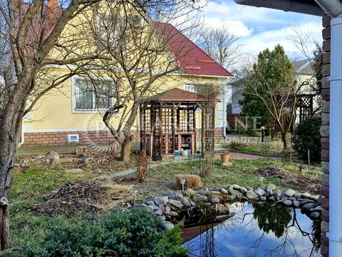 будинок за адресою Київська