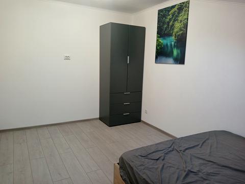 квартира за адресою Академіка Шалімова вул., 82