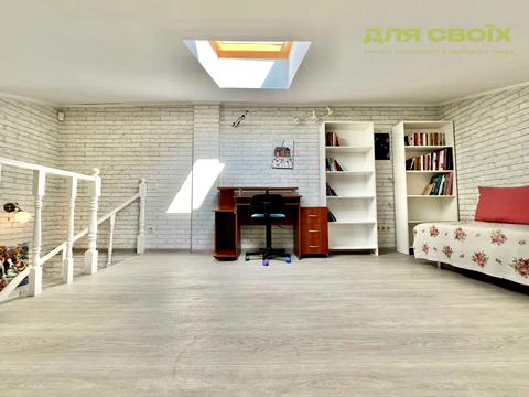 квартира за адресою Комарова, 38