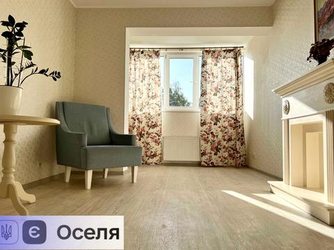 квартира за адресою Комарова, 38
