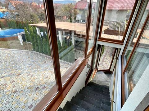 будинок за адресою  Берегове, Грабовського вул., 66