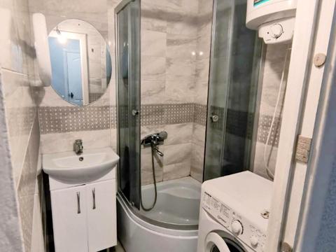 квартира за адресою Оксани Вороніної пров. (Металістів), 1