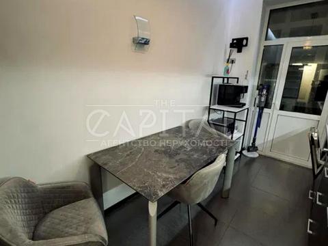 квартира за адресою Шовковична вул., 32/34