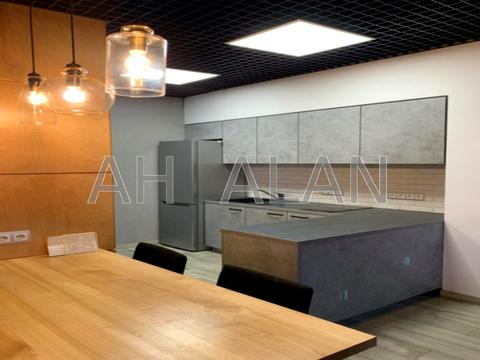 комерційна за адресою Володимира Івасюка просп. (Героїв Сталінграду), 12-Є