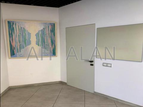 комерційна за адресою Володимира Івасюка просп. (Героїв Сталінграду), 12-Є