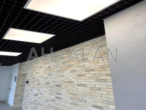 комерційна за адресою Володимира Івасюка просп. (Героїв Сталінграду), 12-Є