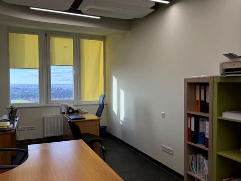 коммерческая по адресу Евгения Чикаленко ул., 93/1