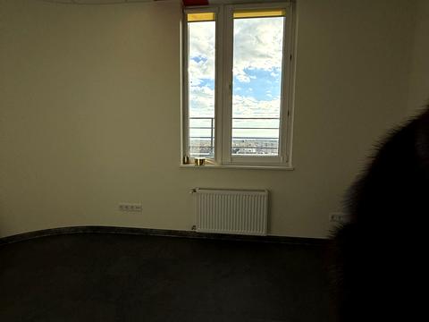 коммерческая по адресу Евгения Чикаленко ул., 93/1