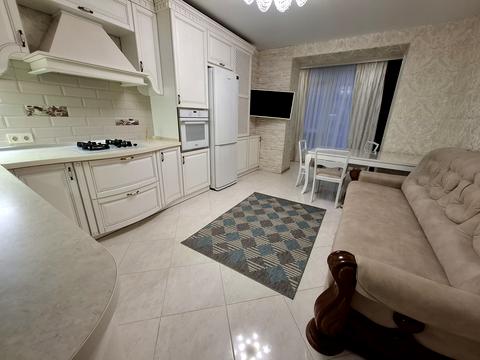 квартира по адресу Левка Лукʼяненка ул. (Василия Жуковского), 20